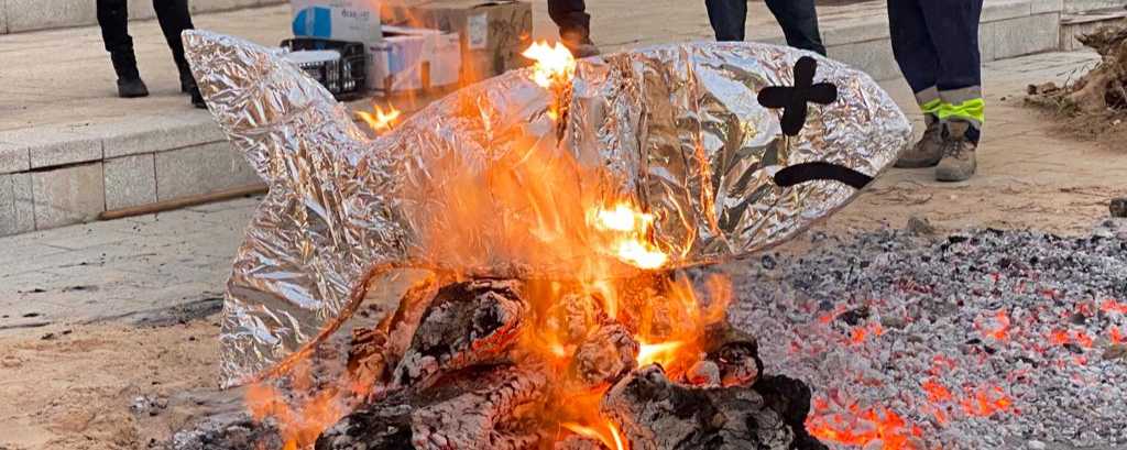 Con la quema de la sardina, concluye el Carnaval en Almonacid de Zorita