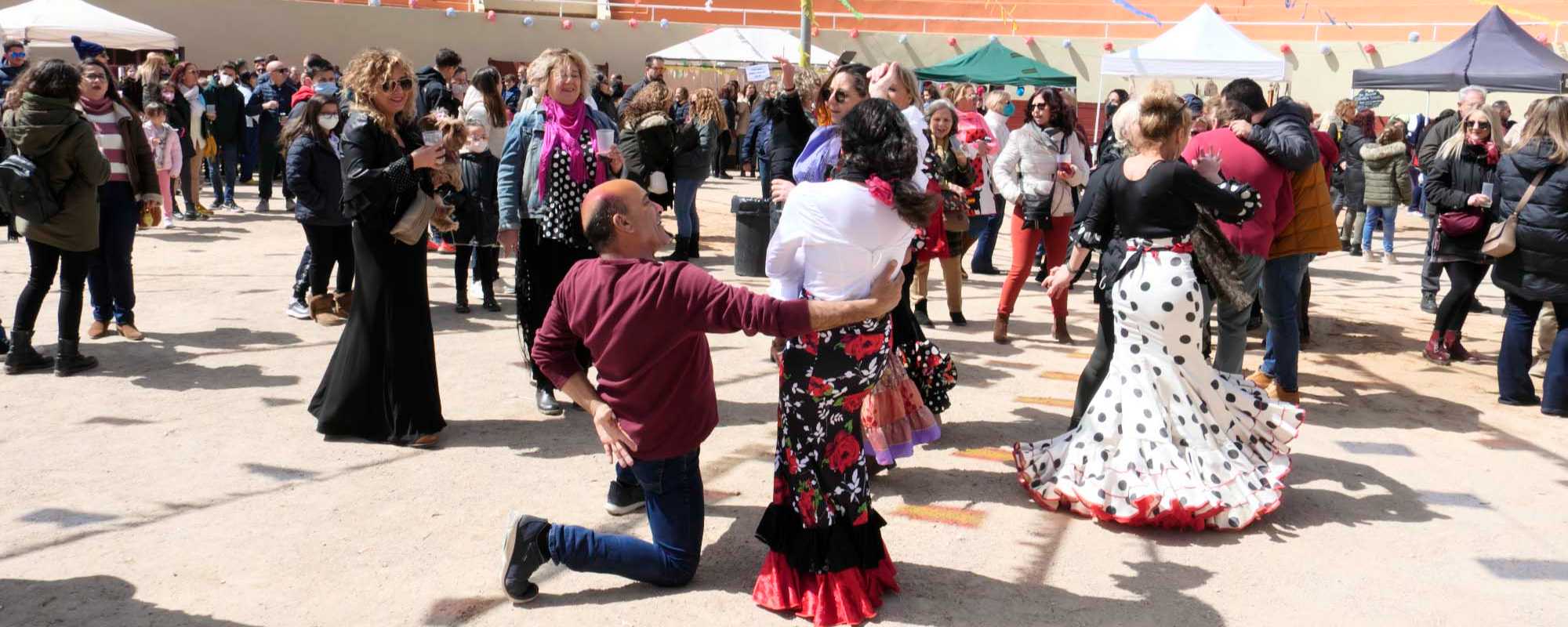 Almonacid celebra, con la alegrÃ­a de los primeros grandes eventos presenciales, su I Feria de Abril